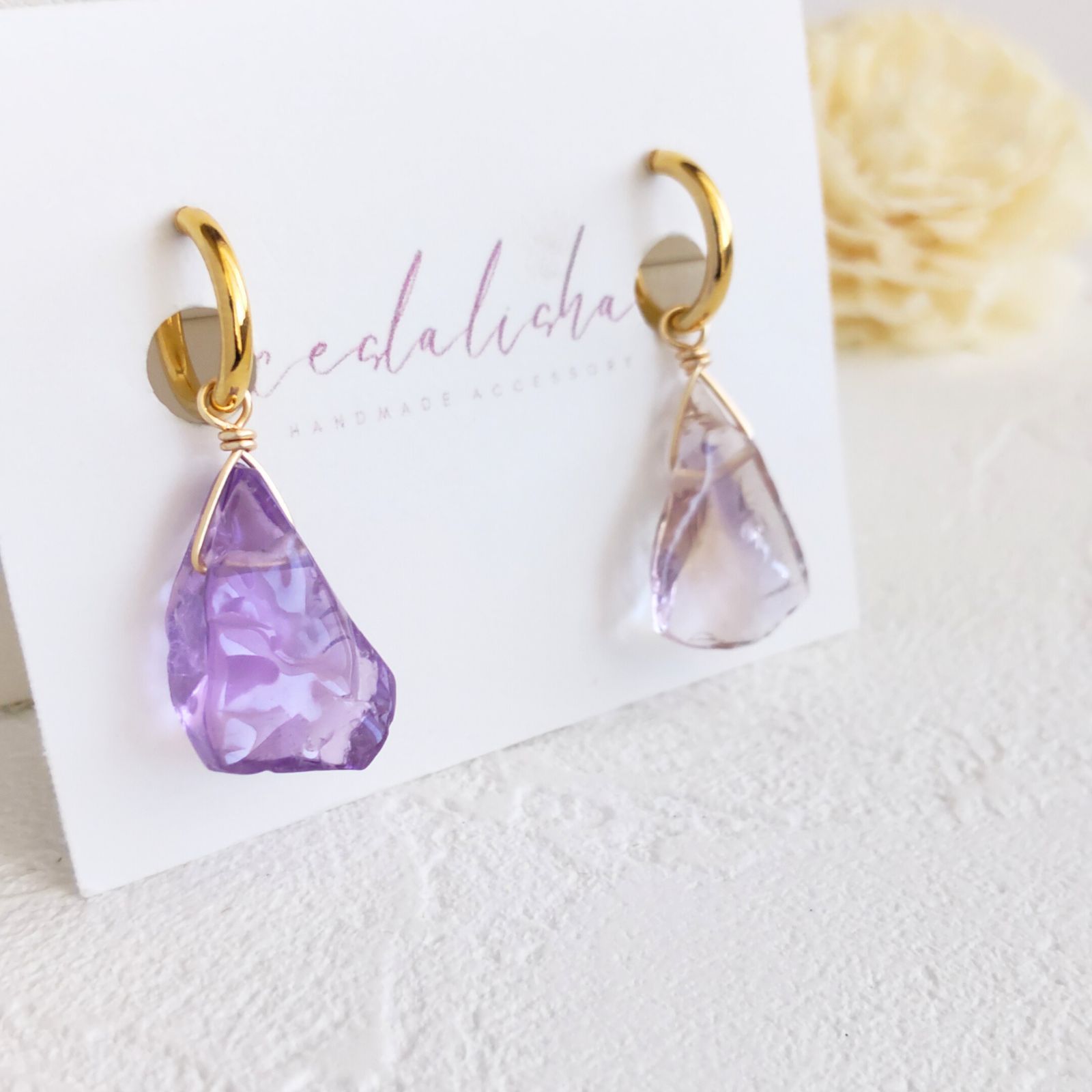 14kgfアメジストカービング・ブラックオパールピアス/イヤリング 14kgfアメジストカービング・ブラックオパールピアス/イヤリング