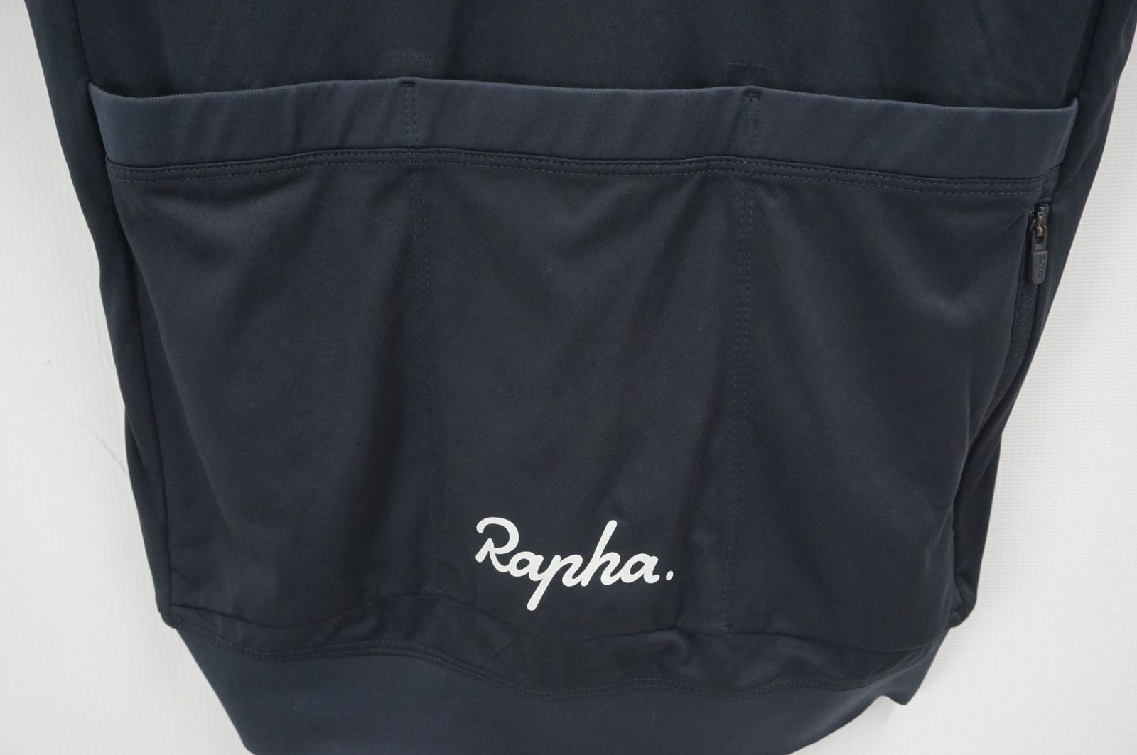 Raphaラファ　未使用メンズサイクルジャケット Mサイズグレー RAPHA 「ラファ」 MEN'S PRO TEAM INSULATED GILET Mサイズ ジレ