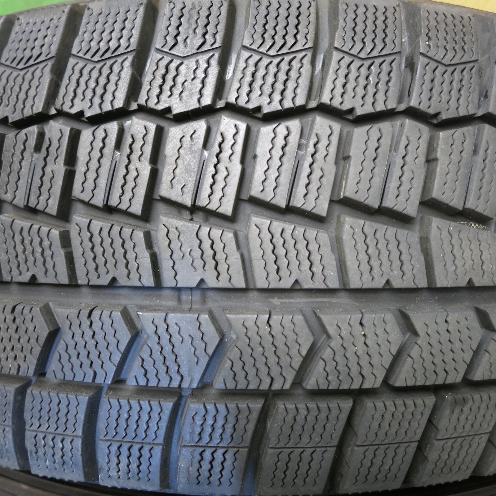 送料無料]バリ溝！19年！キレイ！9.5分☆スタッドレス 225/55R17