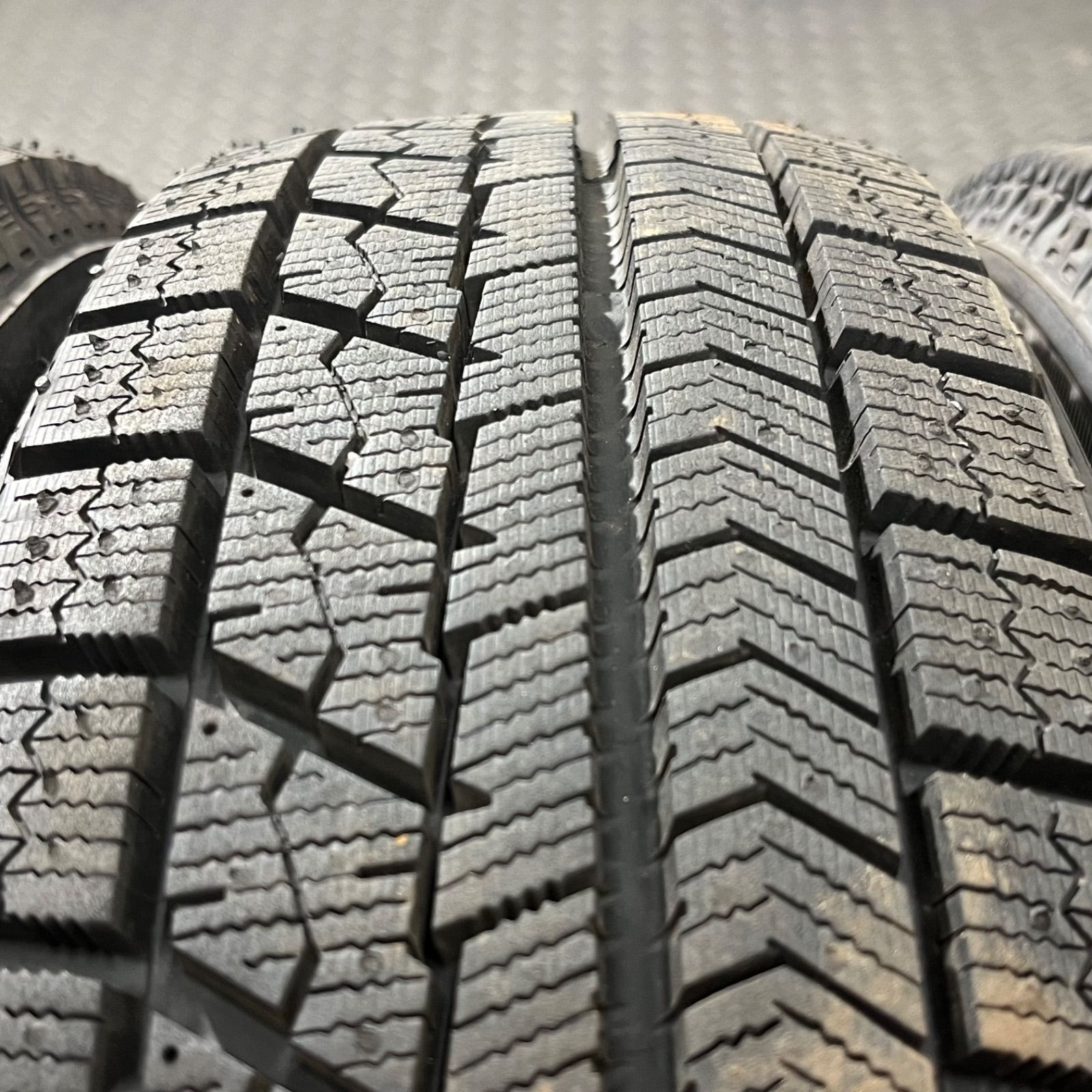 スペーシア スタッドレスタイヤ