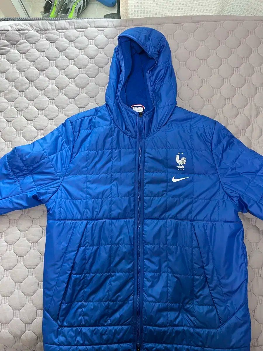 箱付』ヴェルディ川崎 レプリカ ウインドウブレーカー 上下セット 箱付