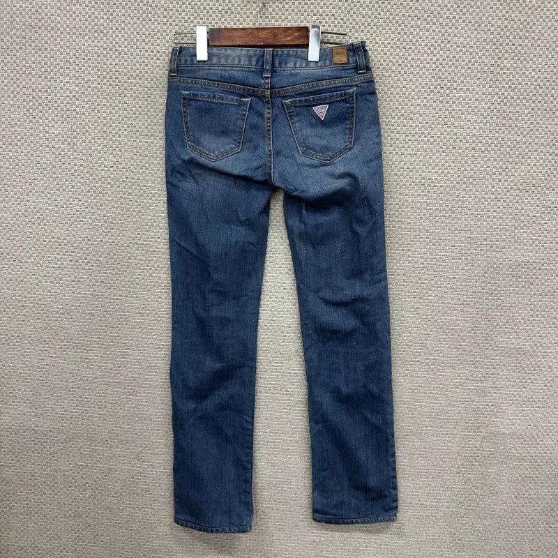 GUESS(ゲス) カジュアル ウォッシングデニム デニムパンツ デニム 28 インチ D11424