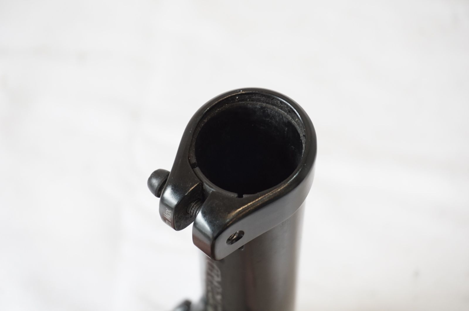 BONTRAGER 「ボントレガー」 RIDETUNED カーボンシートマストキャップ