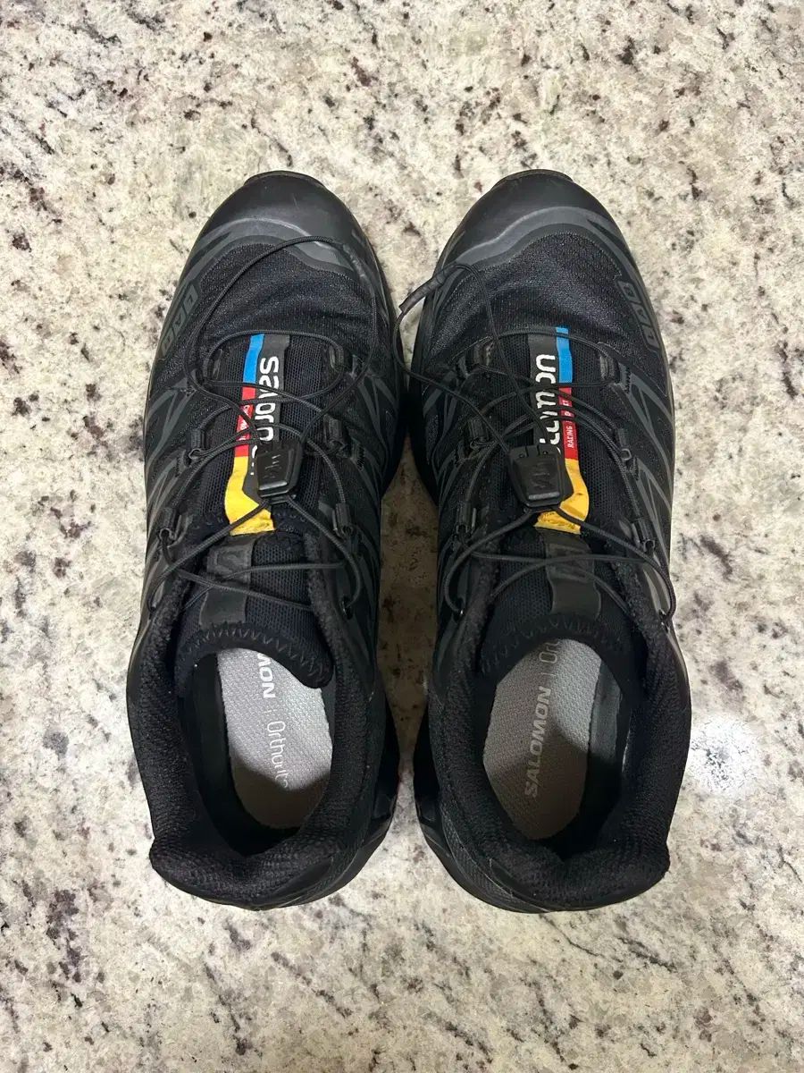 SALOMON サロモン XT-6 ブラックトレイル ランニングシューズ 230