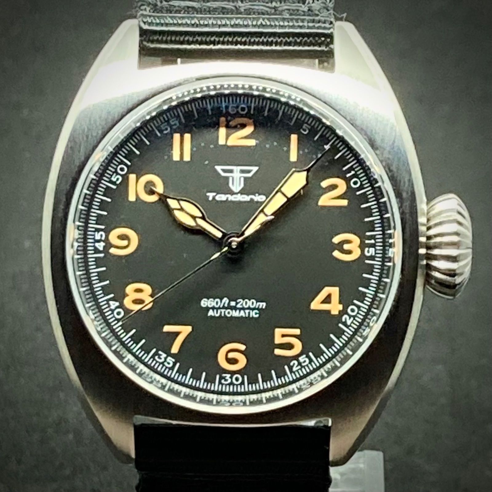 新品】Tandorio W10 トノー型 ミリタリーウォッチ NH35A 搭載