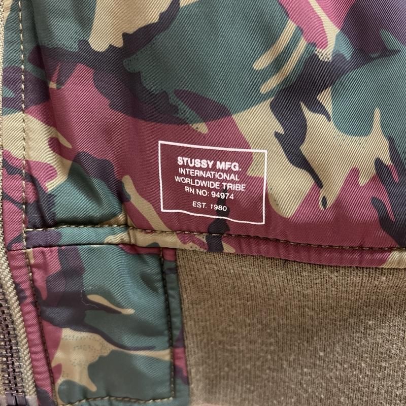 STUSSY　ステューシー　MA1　フライトジャケット　迷彩 STUSSY ステューシー ジャケット、上着 フライトジャケット