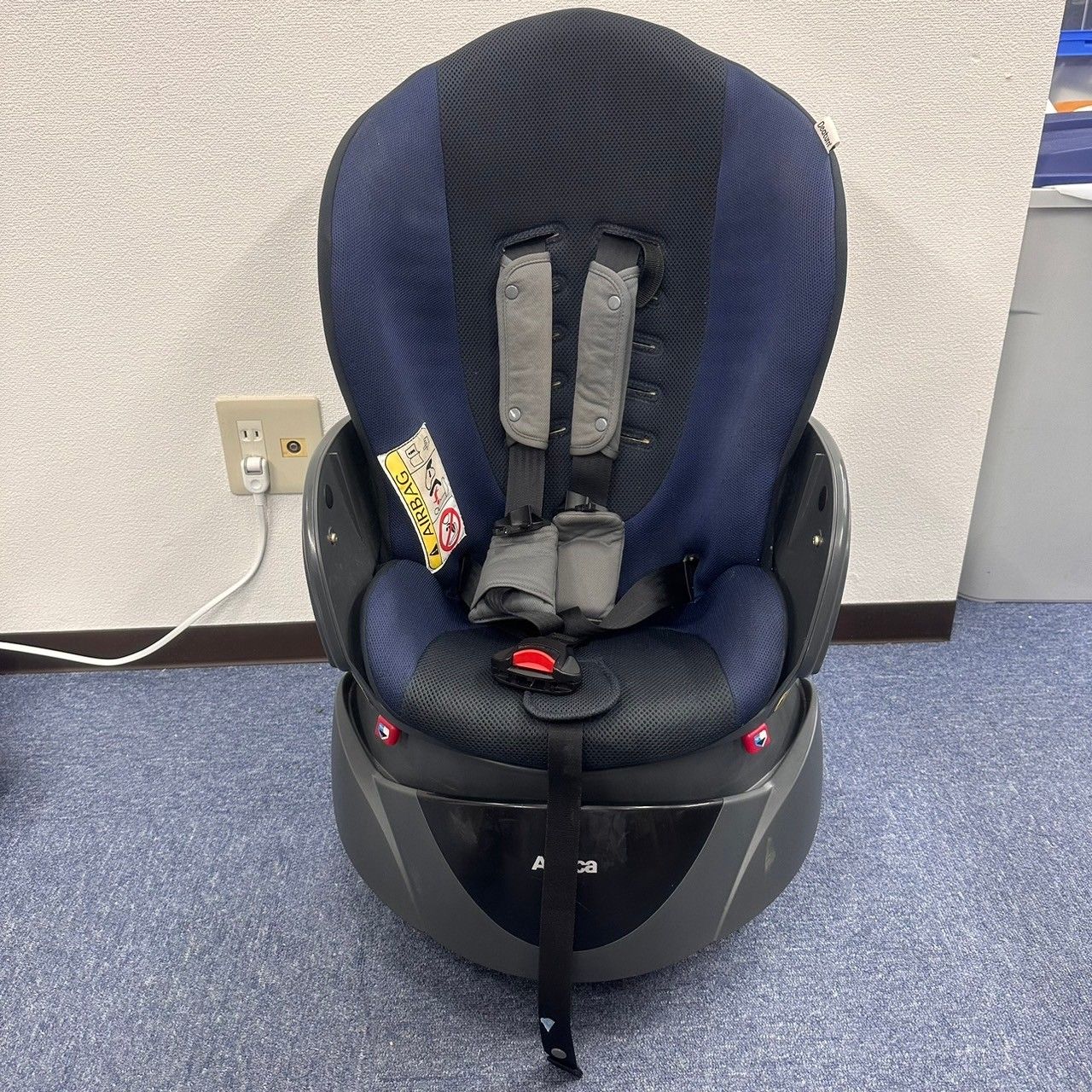 Aprica 車用チャイルドシート ネイビー/グレー