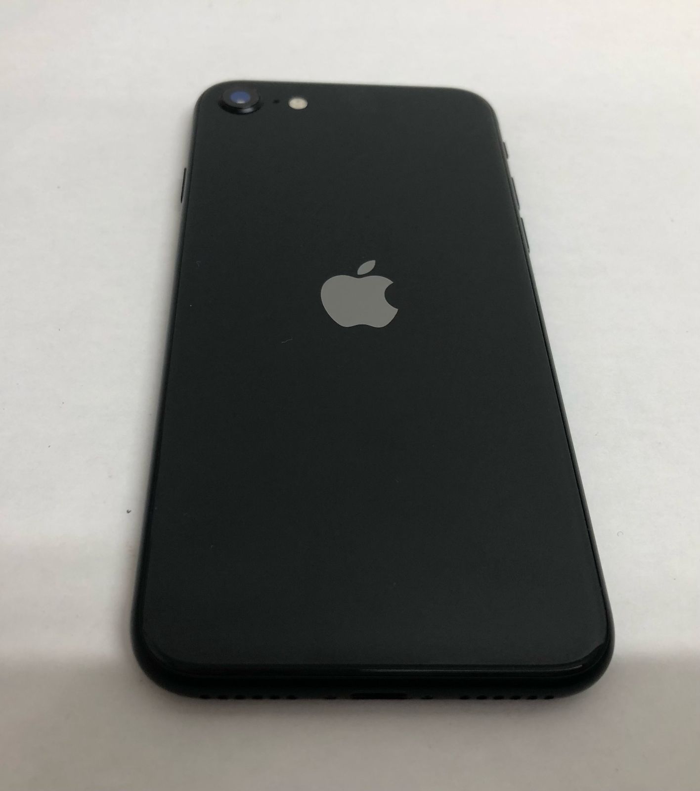 iPhone SE（第2世代）64GB ブラック（バッテリー最大容量94%） iPhone SE 第2世代 ブラック 64GB SIMフリー バッテリー94% iPhone SE