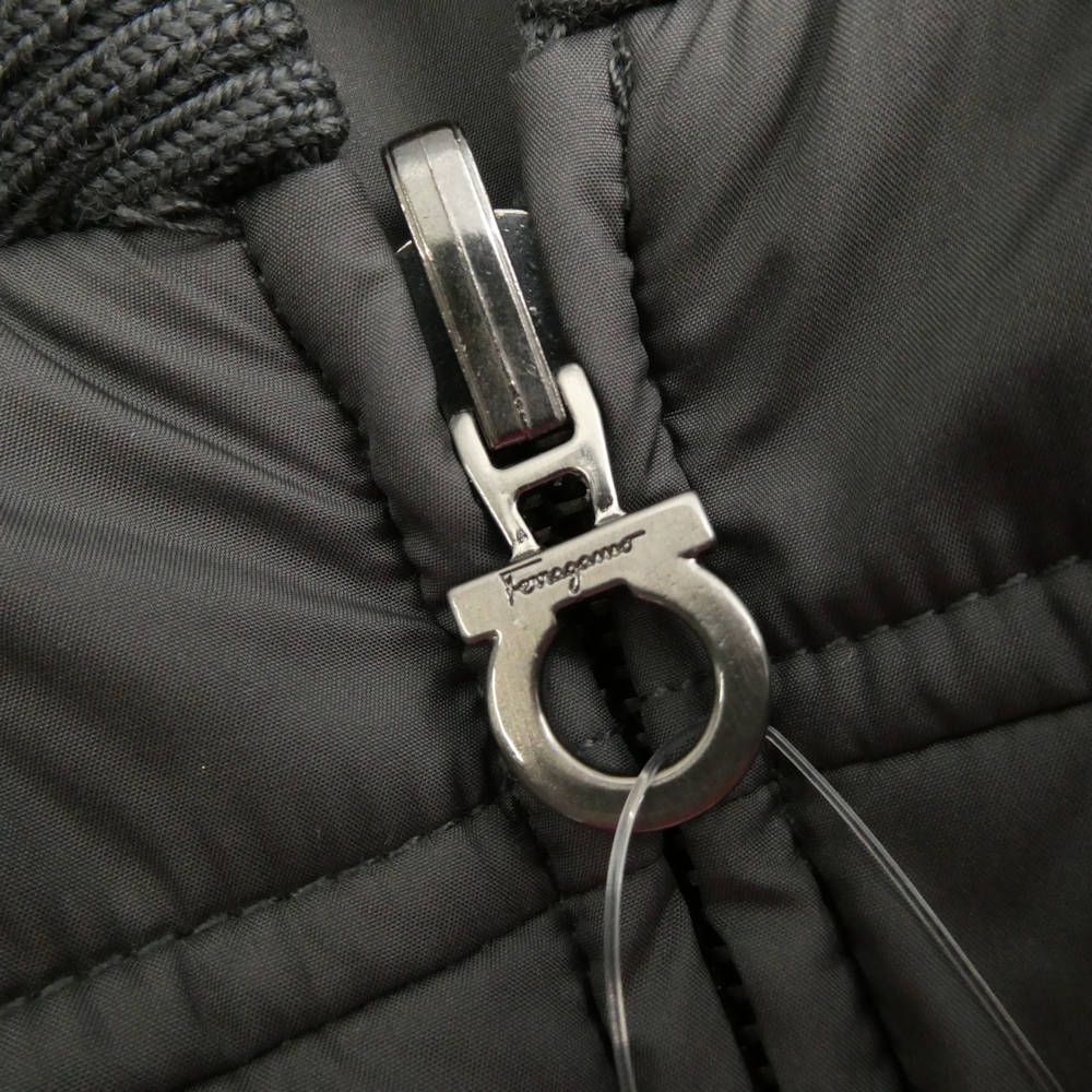 フェラガモ 中綿ベスト