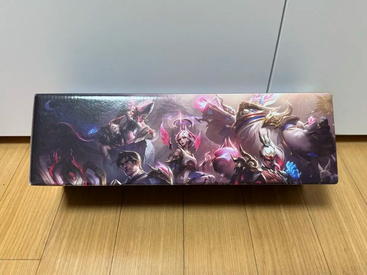 2025 世界 T1 勝者 スキン ロングパッド