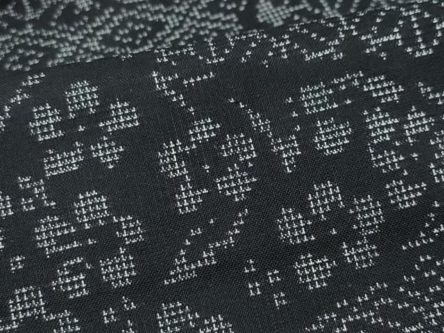 平和屋着物○本場大島紬 白大島 9マルキ 絵皿鳳凰草花文 正絹