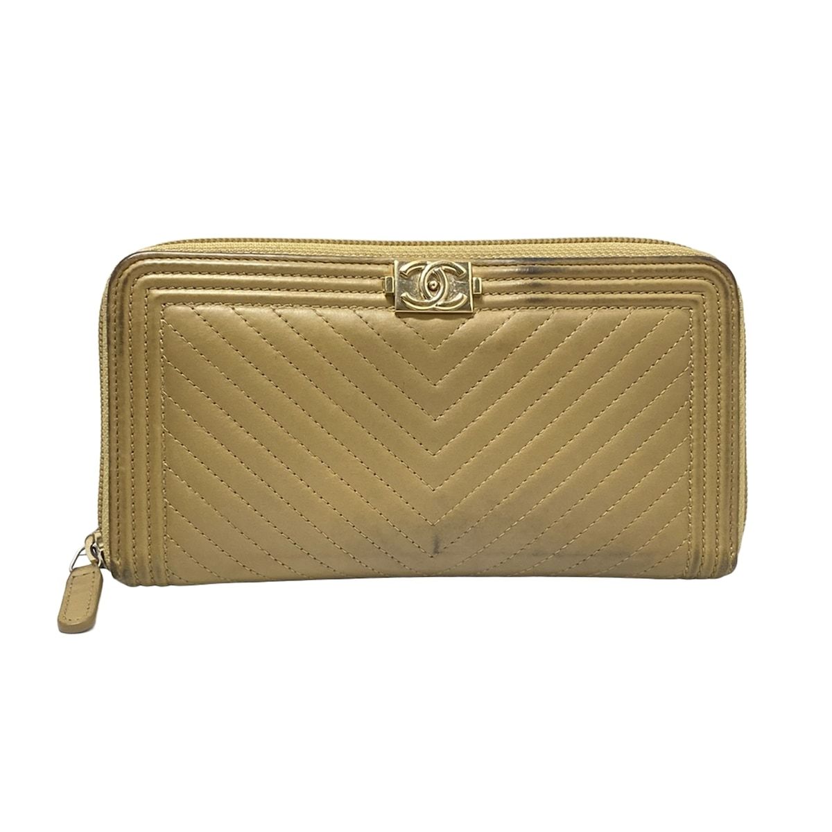 CHANEL シャネル 長財布 ボーイシャネル Vステッチ シェブロン ベージュ ラウンドファスナー ラムスキン