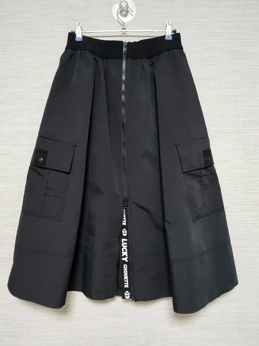 ラッキーシュエトゥ ブラック カーゴ スカート 36サイズ