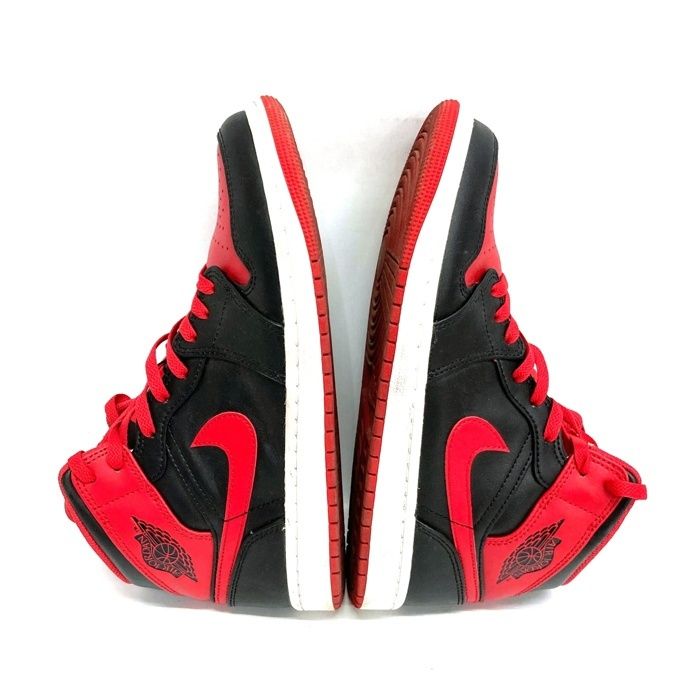 6SDM20 Nike シューズ ブラック/レッド サイズ26.5 Nike Air Jordan 1 Mid GS “Black + Red ＝Bred”が国内5月7日に