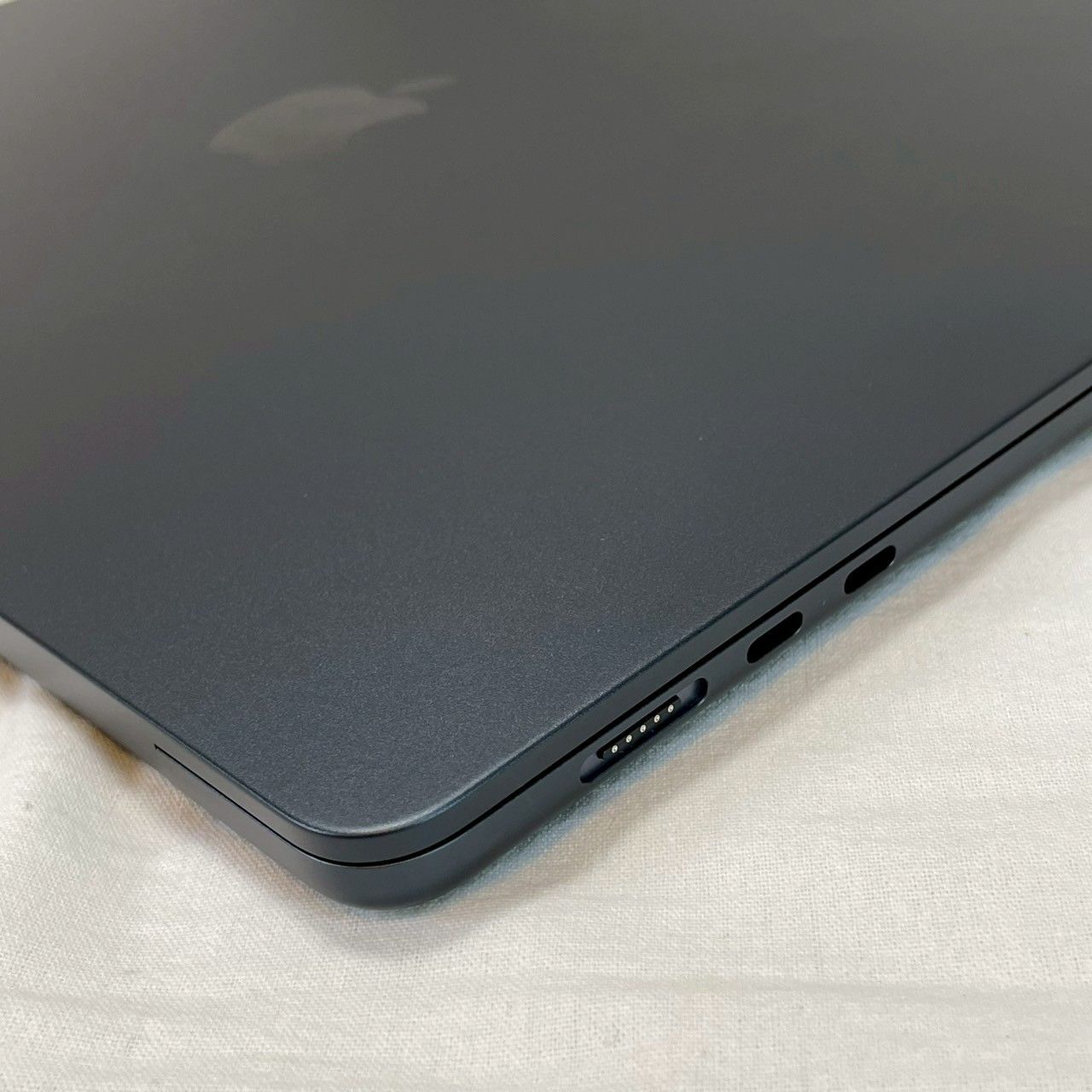 【極美品】充放電回数15回Apple MacBookair2020 マウス付き 極美品】充放電回数15回Apple MacBookair2020 マウス付き 極美品】充