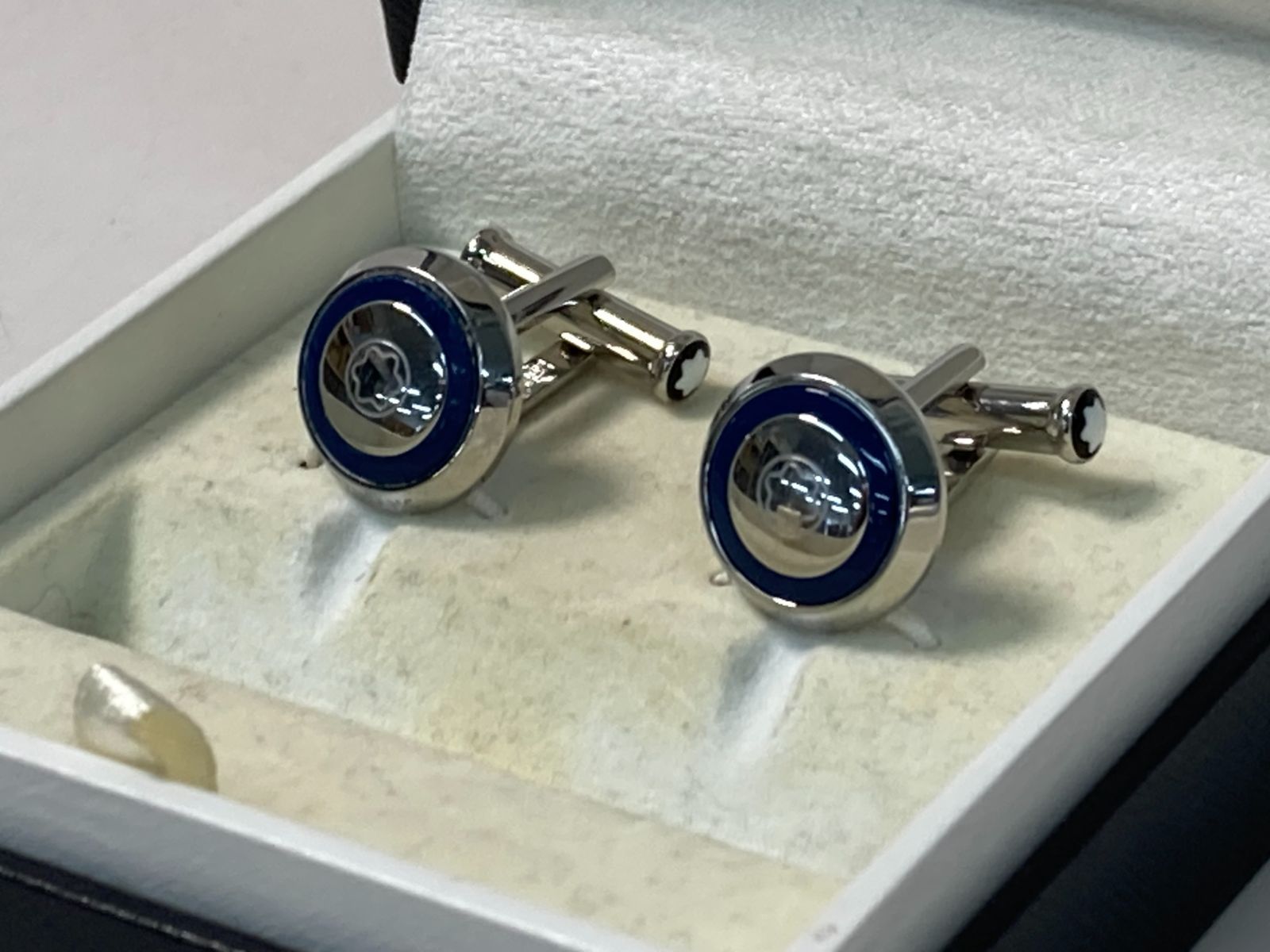 Montblanc モンブラン カフスボタン カフリンクス 中古現状品 Montblanc モンブラン カフスボタン カフリンクス 中古現状品