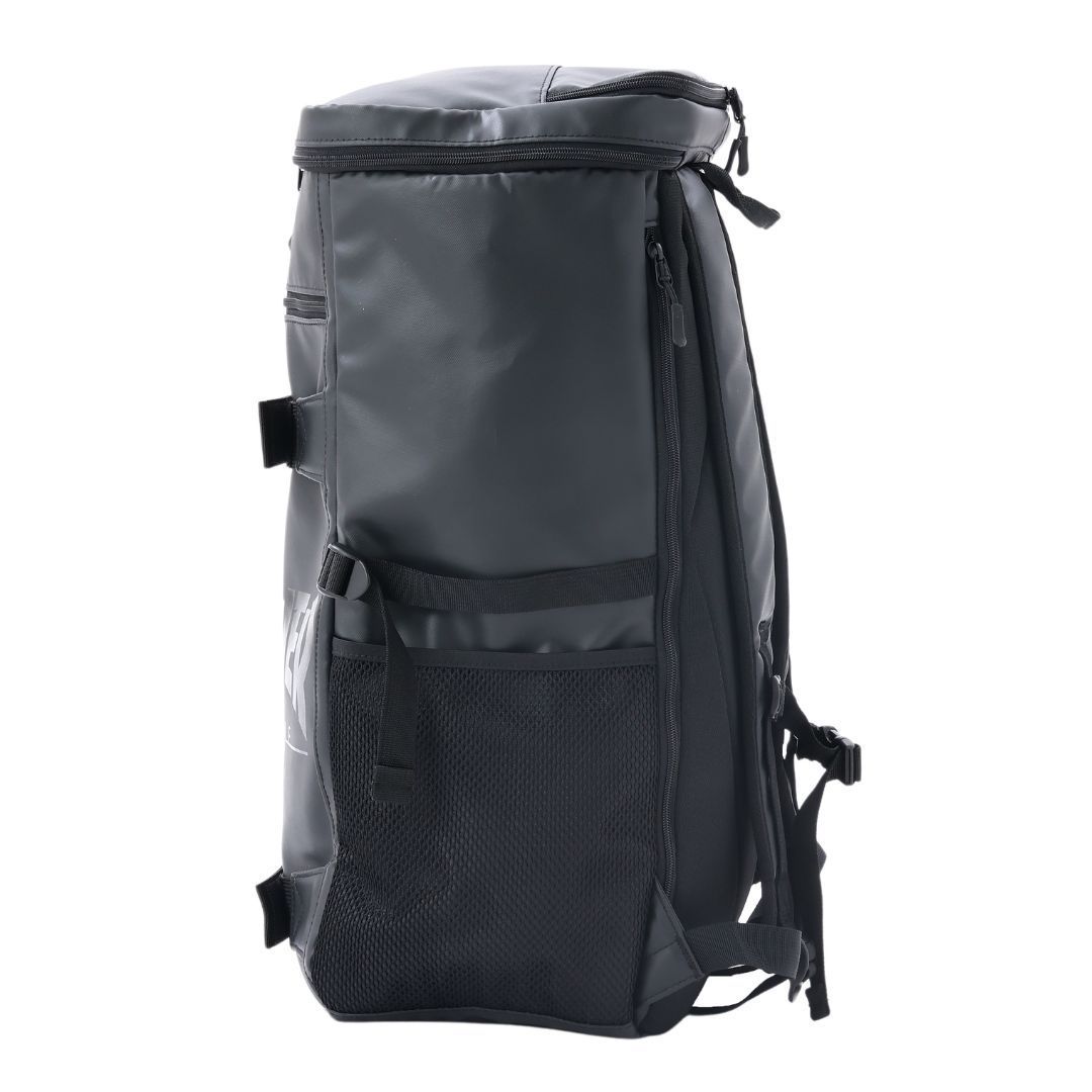 THRASHER TH-Q BOXリュック 37L バッグ バックパック ユニ