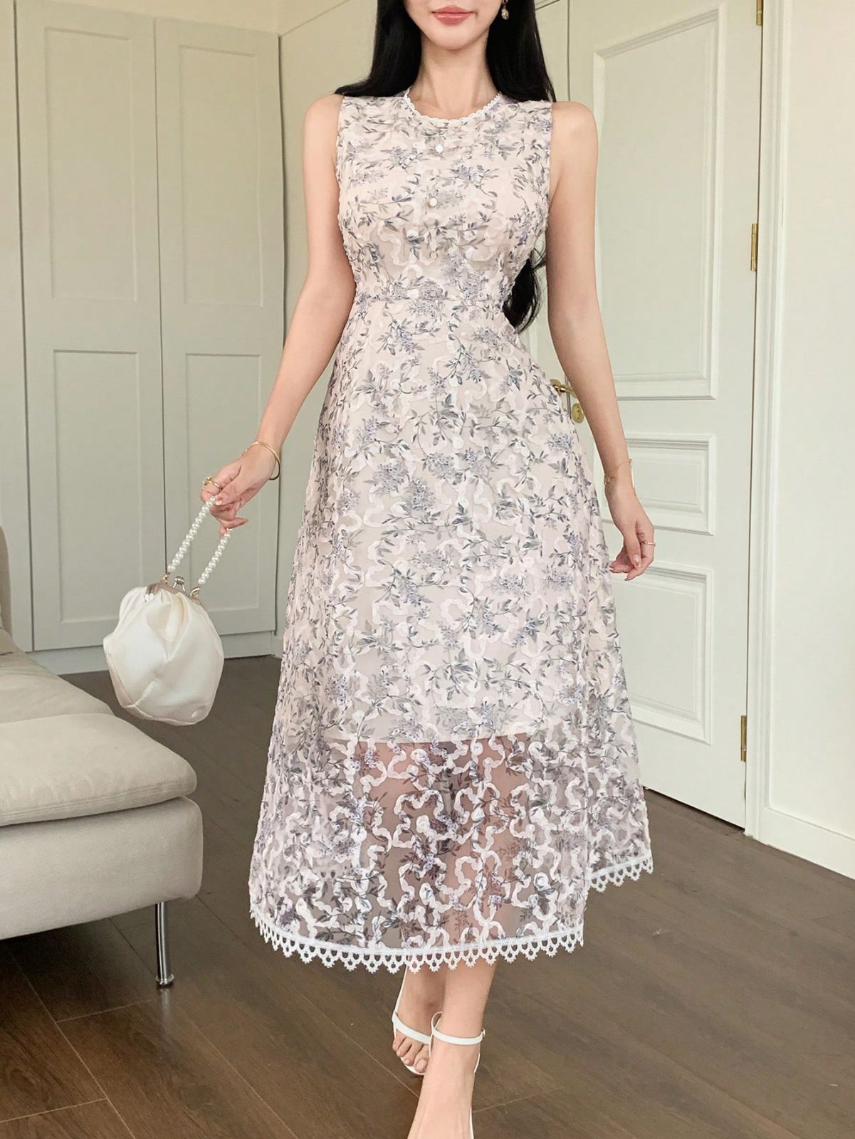 女性用 ノースリーブ フローラルプリント ラウンドネック ミドル