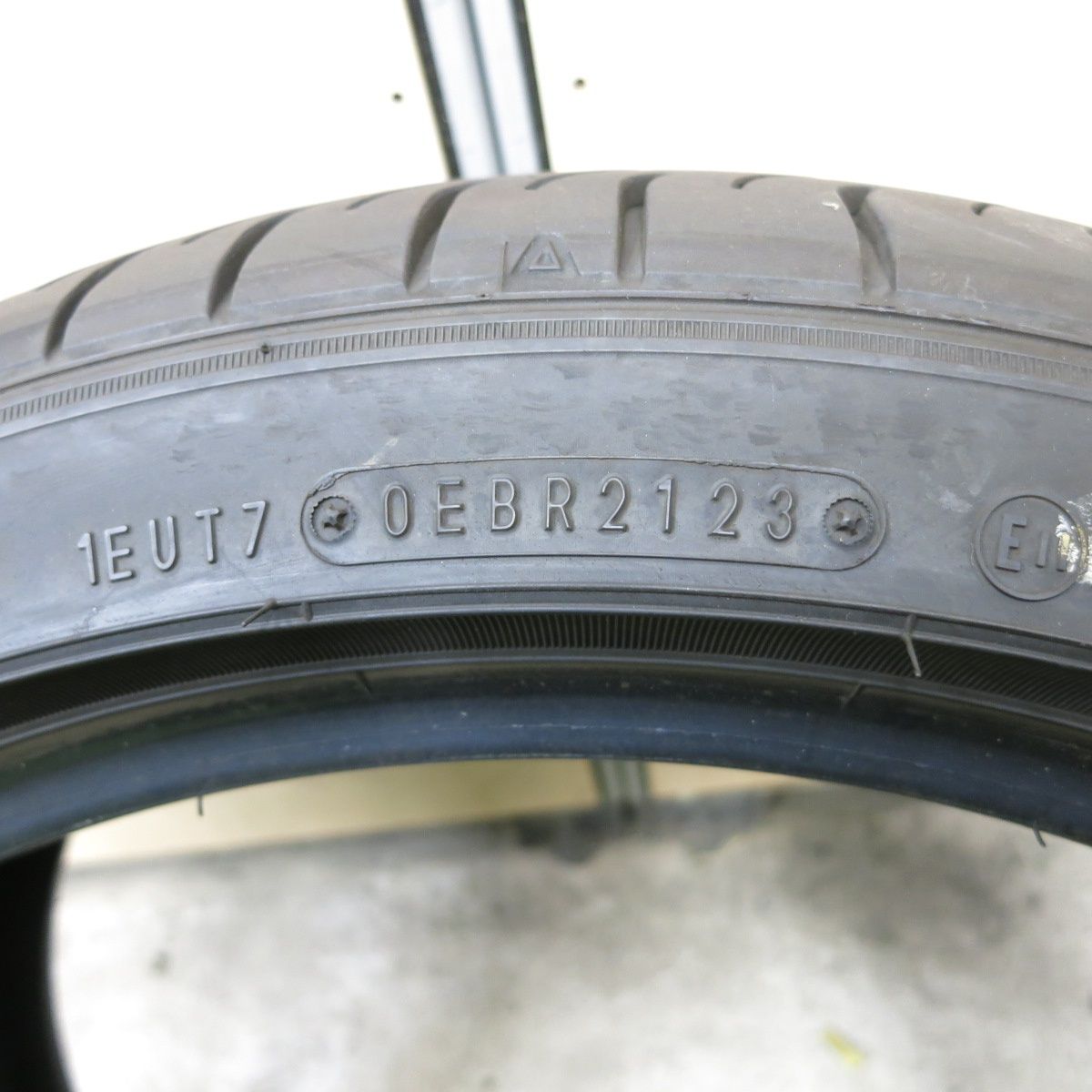 ダンロップスポーツ・マックス050 1本　バリ溝 225/40R18 ダンロップスポーツ・マックス050 1本 バリ溝 225/40R18 DUNLOP SP