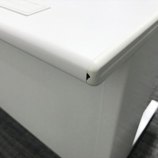 片袖デスク LEED