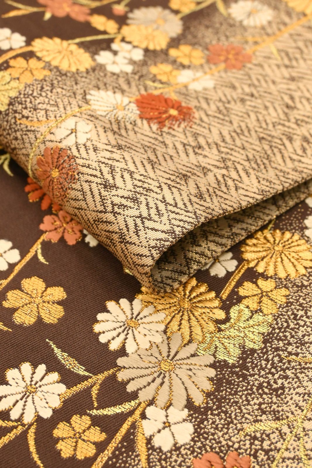 袋帯】西陣織｜加納幸｜お仕立て上がり｜中古美品｜桜菊間道