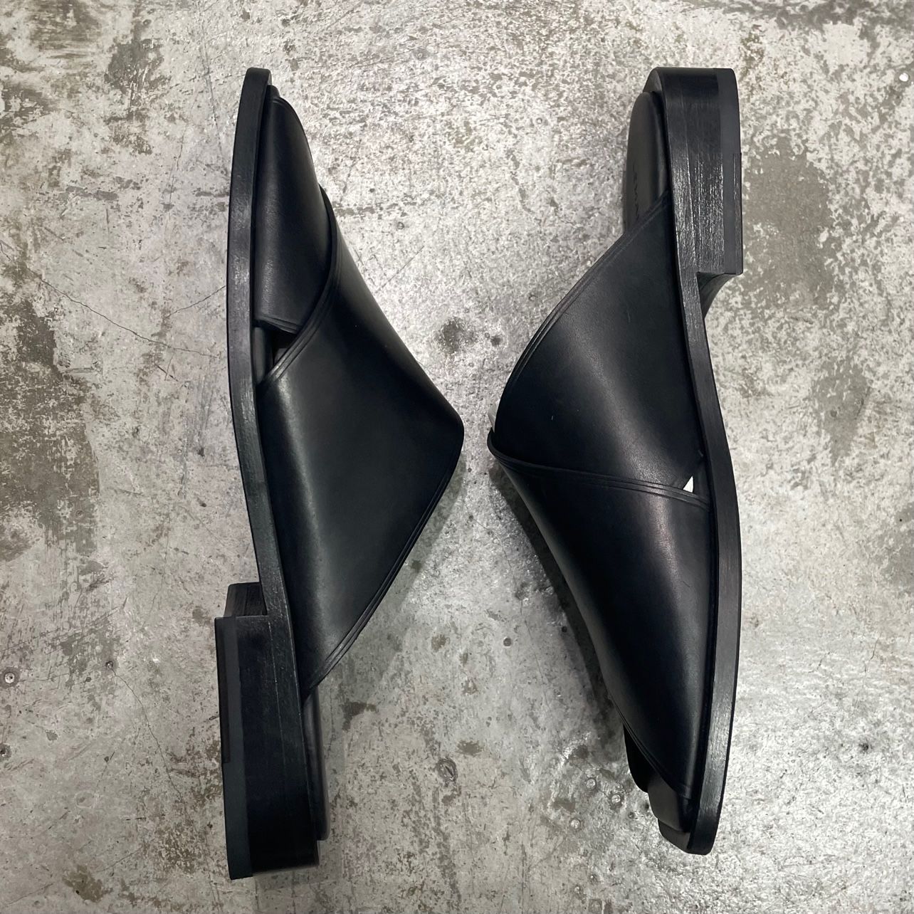参考上代93060円 未使用品 LEMAIRE 25SS CROSS FLAT SANDALS クロス 