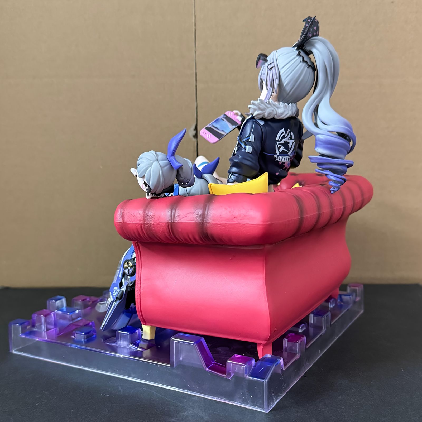 | 詳細なコスチューム