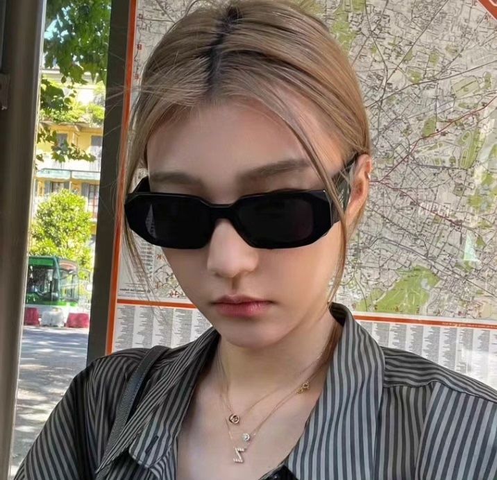 【信頼】 新品 PRADA サングラス - メルカリ 小物
