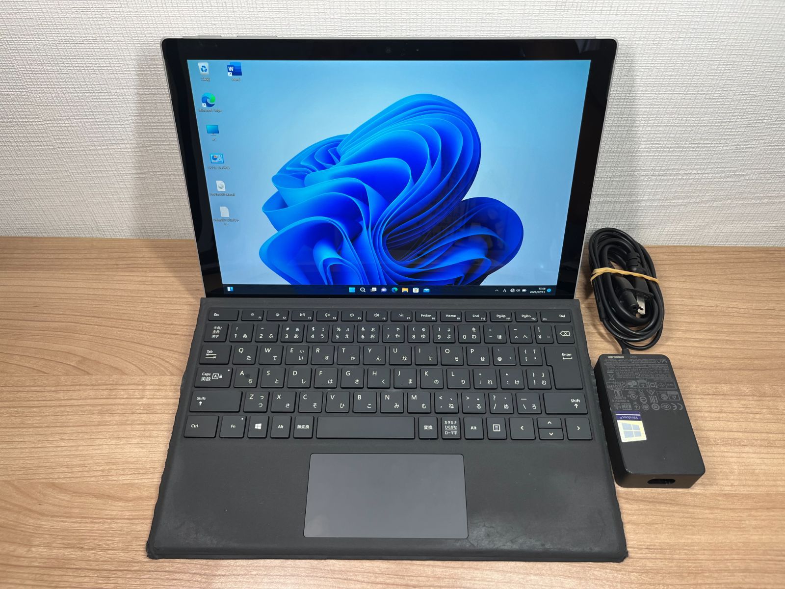 訳あり品〉04285 Microsoft Surface Pro6第８世代 8GB/128GB i5 キーボード office2021  Windows11