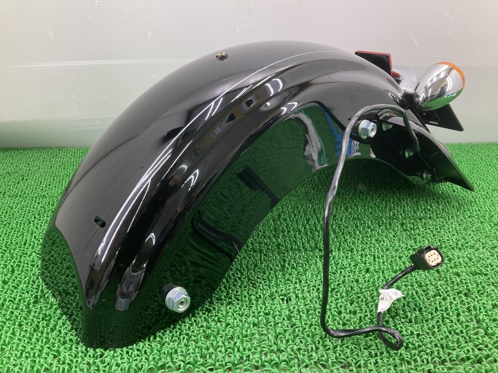 FLTRXS1690 リアフェンダー 黒 59739-09 ハーレー 純正 中古 2015年