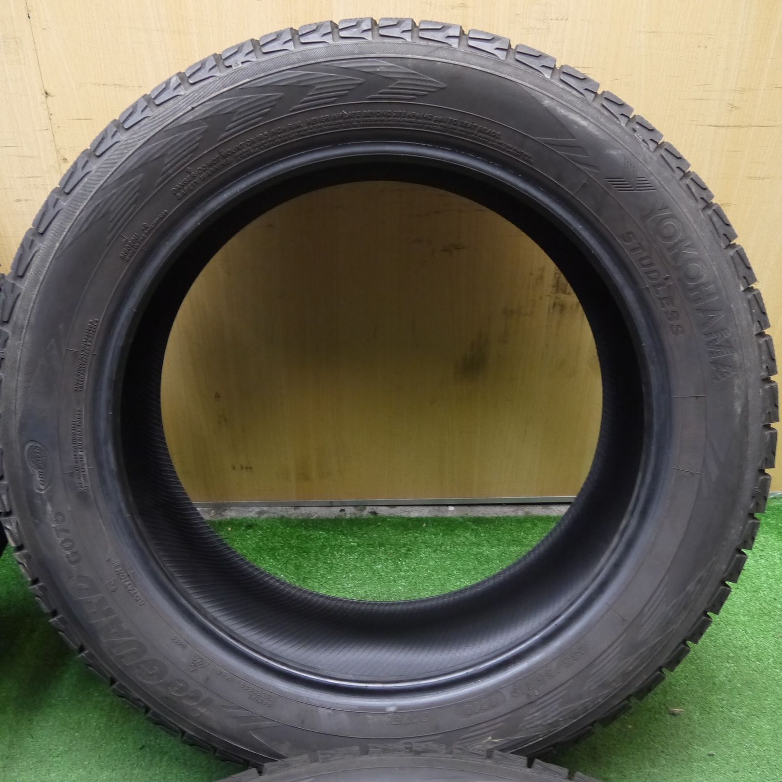 送料無料]バリ溝！19年！9.5分☆スタッドレス 235/55R19 ヨコハマ