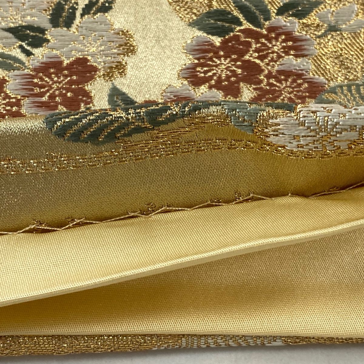 SO-418 袋帯 六通 正絹 壁画 象形文字 オーロラ箔 金糸 逸品 袋帯 秀品 華文 草花 金糸 箔 ベージュ 六通 正絹 【中古