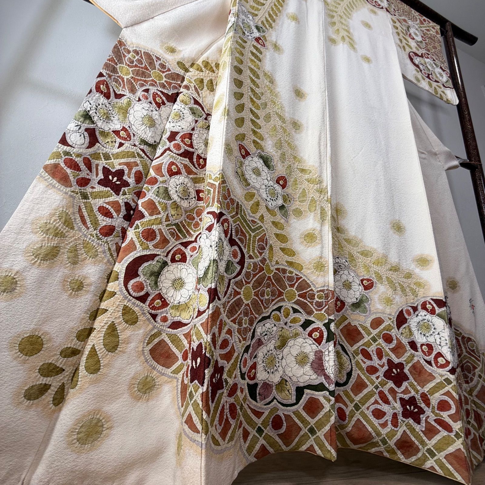 正絹 袷 広襟 訪問着 付け下げ 着物 166 辻ヶ花 白 横幅たっぷり トールサイズ