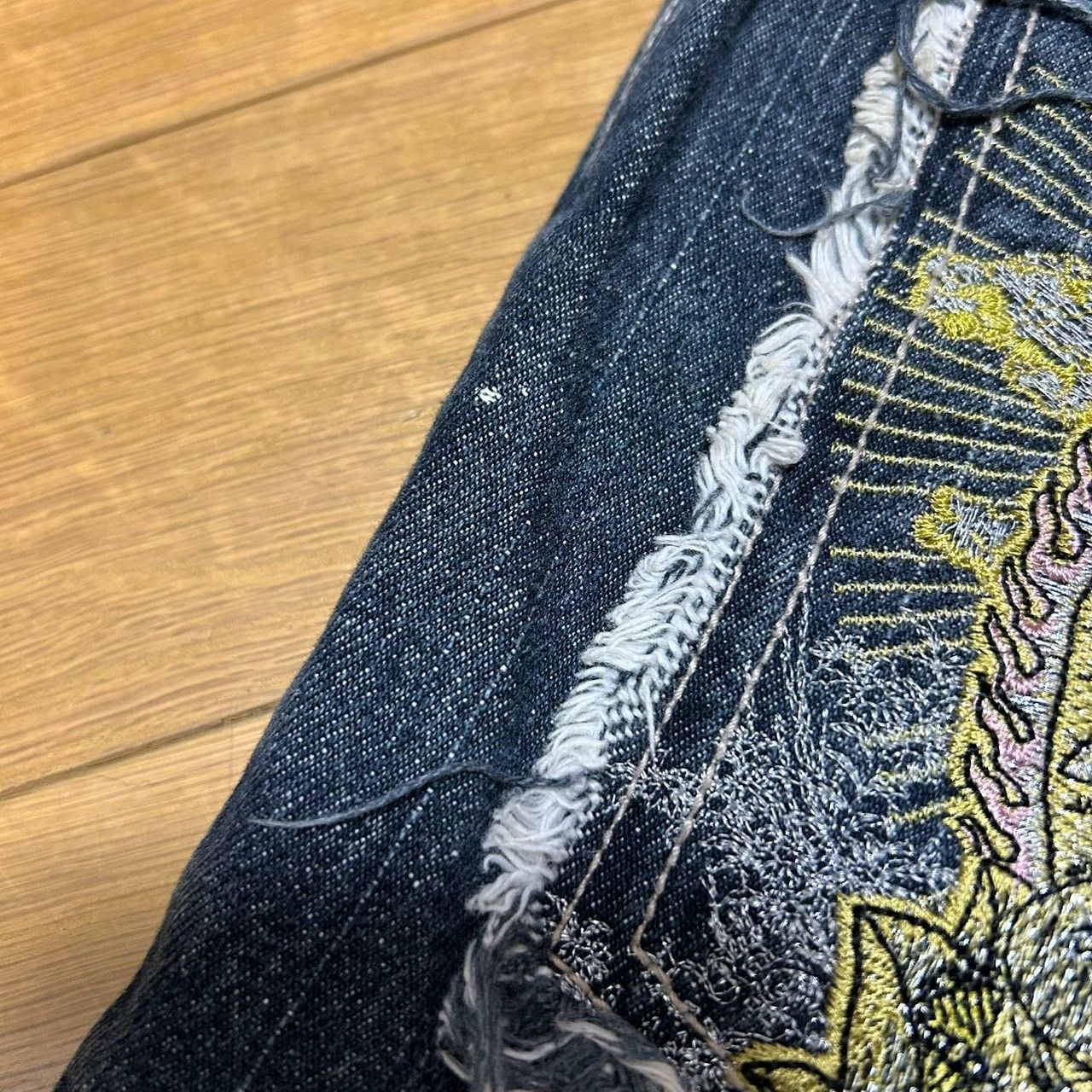 GUMU グム デニムパンツ ジーンズ 刺繍 和柄 インディゴ Mサイズ 