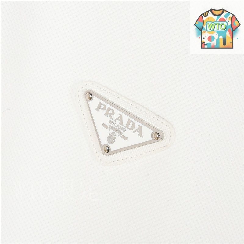 今日WTO】Prada 25SS クラシック トライアングル ハーフジッパー