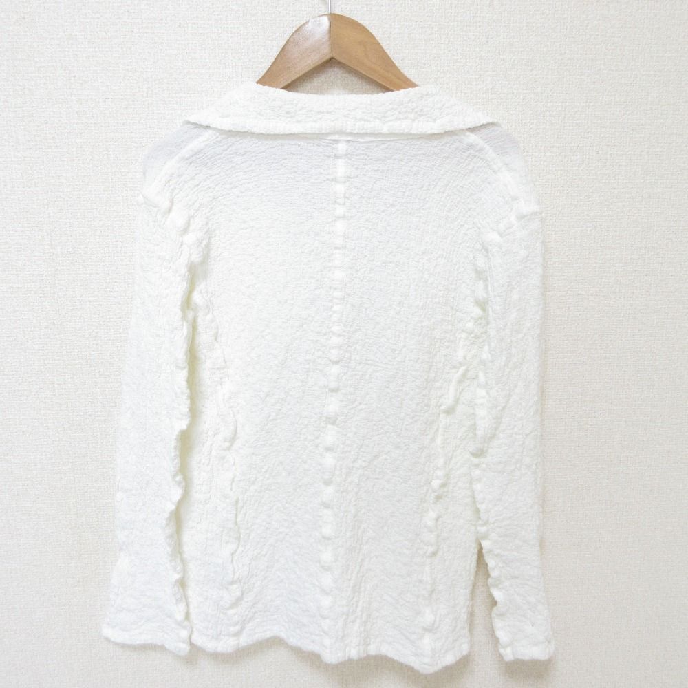 meイッセイミヤケ　ジャケット　白 ISSEY MIYAKE（イッセイミヤケ） イッセイミヤケISSEY MIYAKE 3D