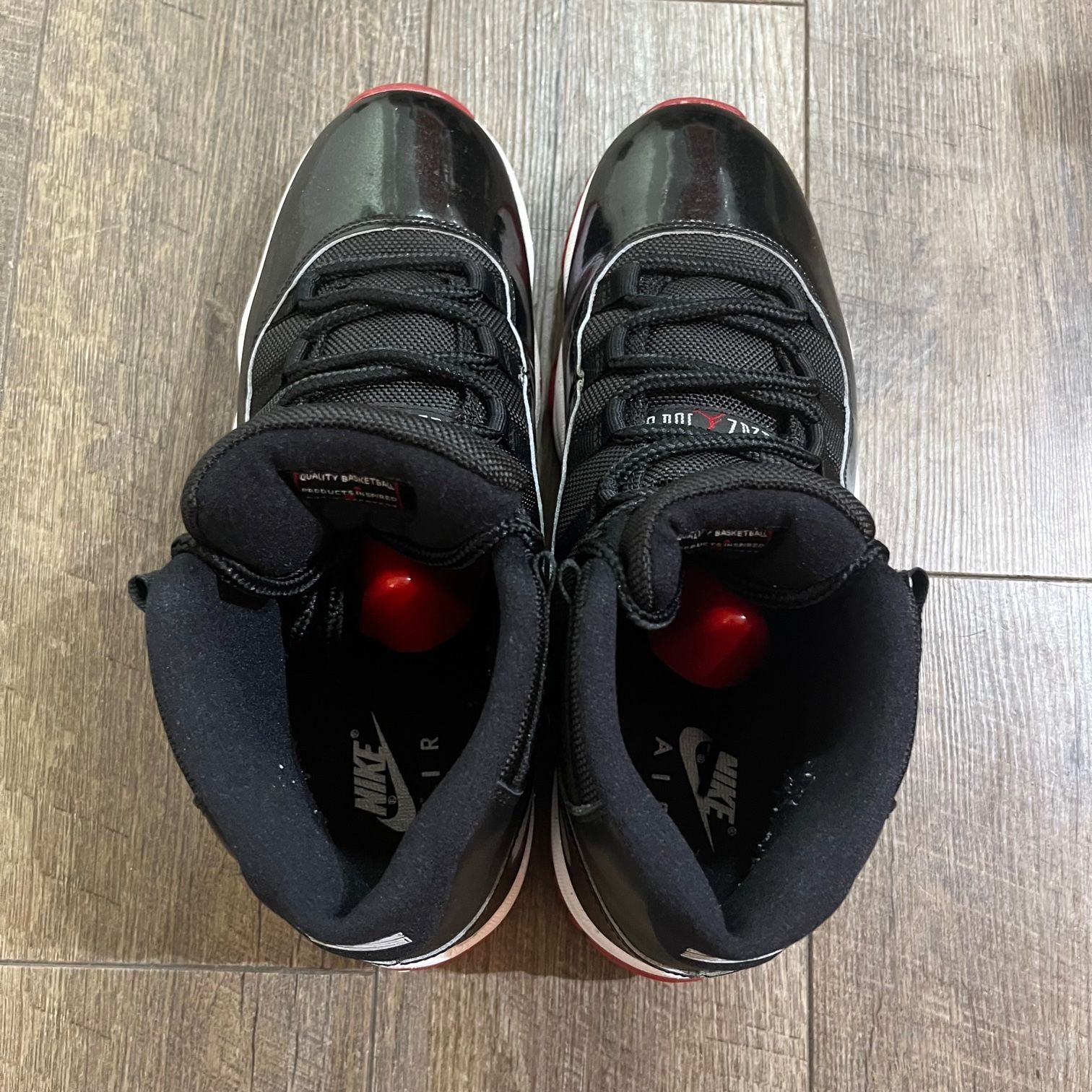 国内正規 NIKE AIR JORDAN 11 RETRO BRED 378037-061 ブレッド 