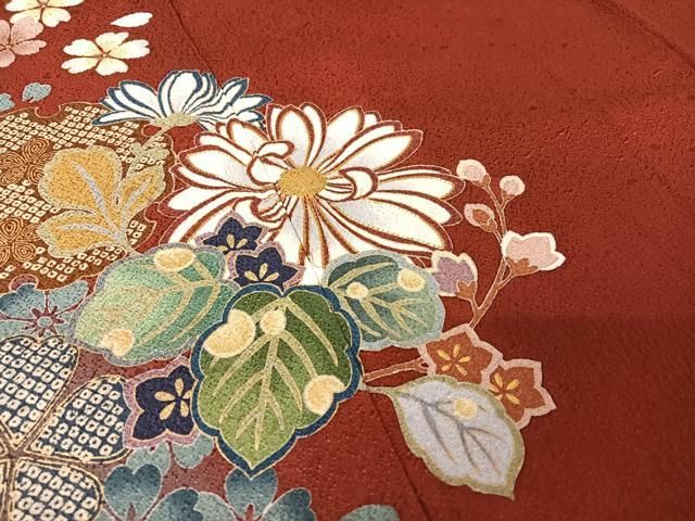 豪華振袖 駒刺繍
