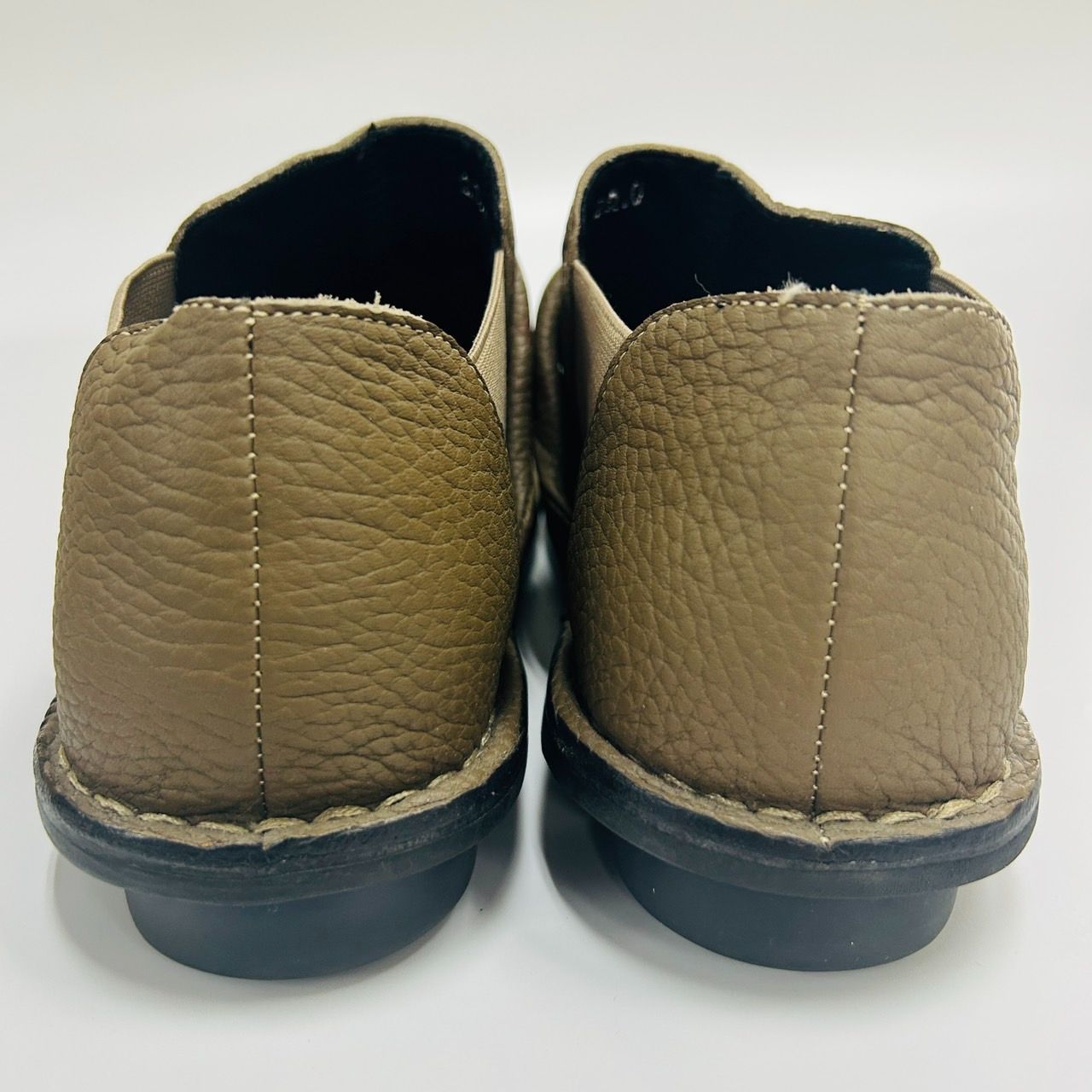 ブラウン系 シューズ