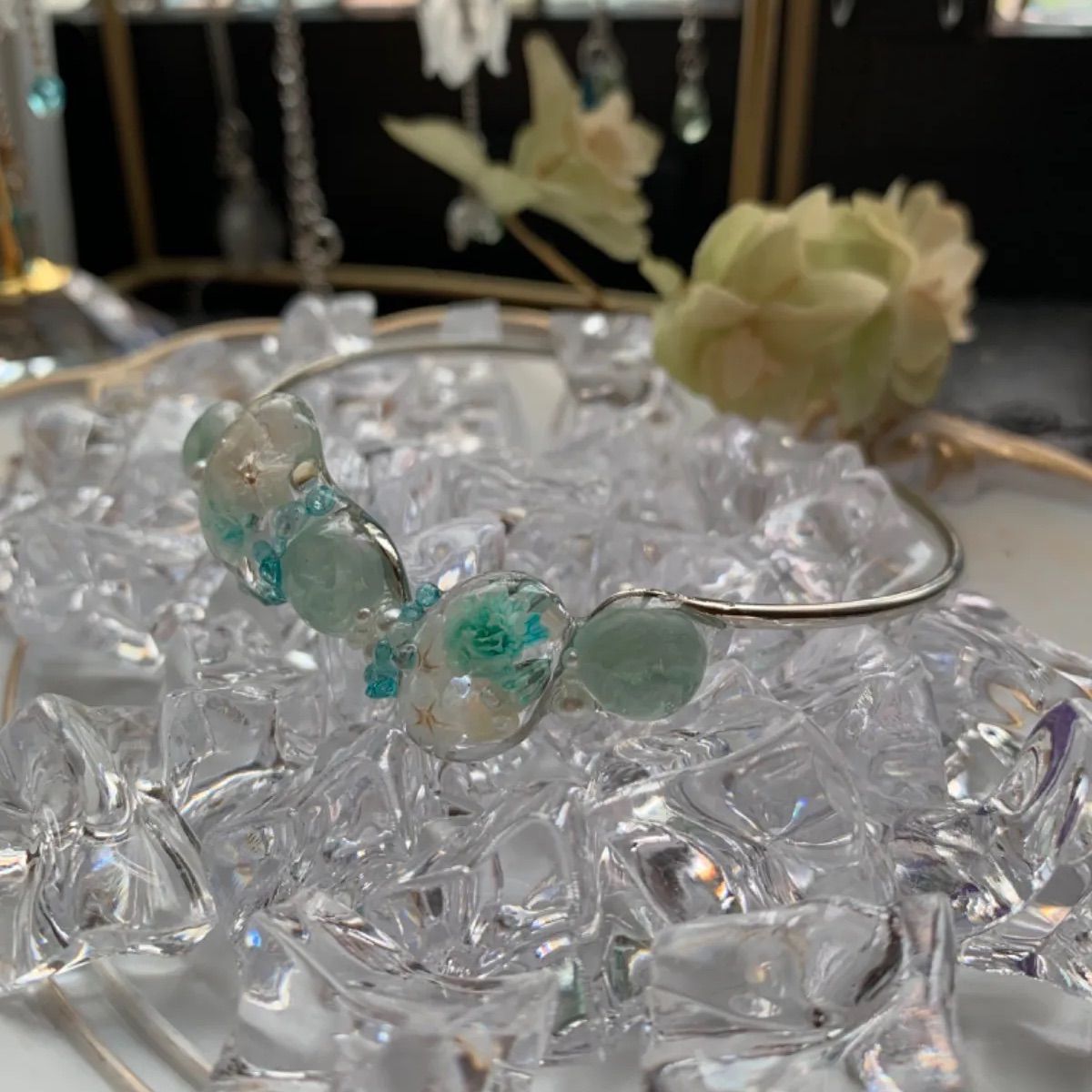 レジンアクセサリー バングル レジンバングル ブレスレット - メルカリ