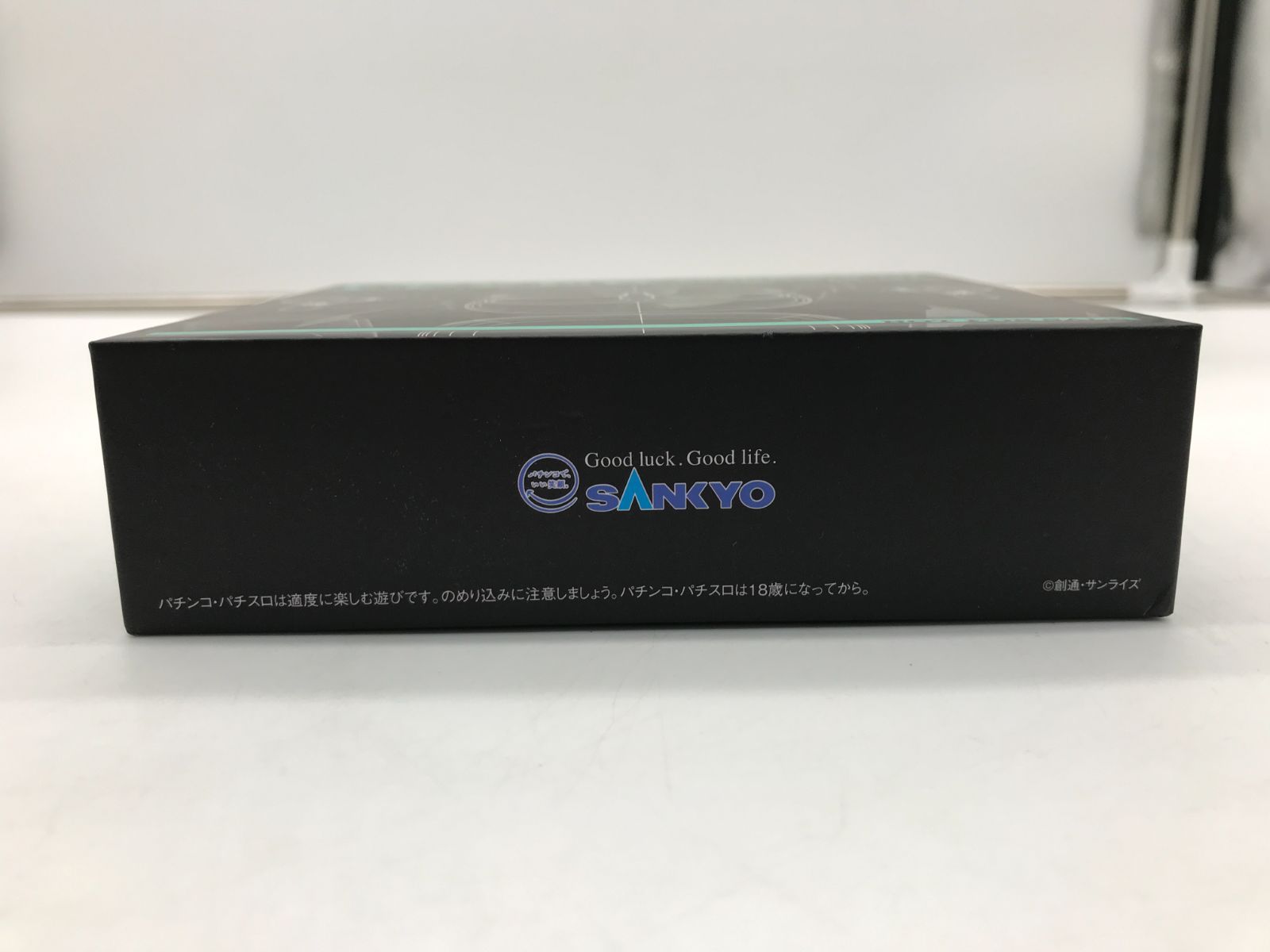 ☆38-740】□未使用□FEVER MOBILE SUIT GUNDAM UC ワイヤレスイヤホン