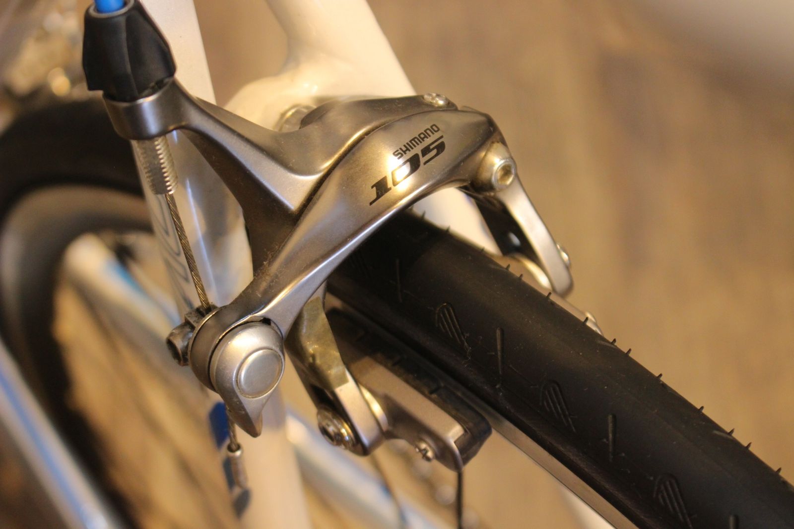 訳あり】コルナゴ COLNAGO ムーブ MOVE 2016 46Sサイズ シマノ 105 
