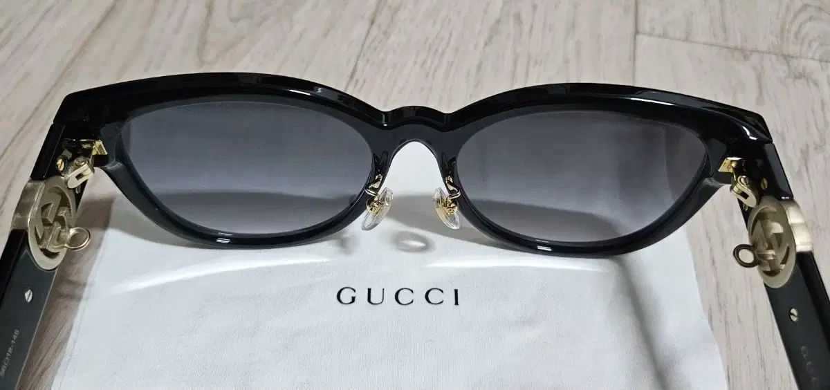 GUCCI グッチ　インターロッキング　サングラス　シェリーライン　ITALY GUCCI(グッチ) インターロッキング レディース サングラス