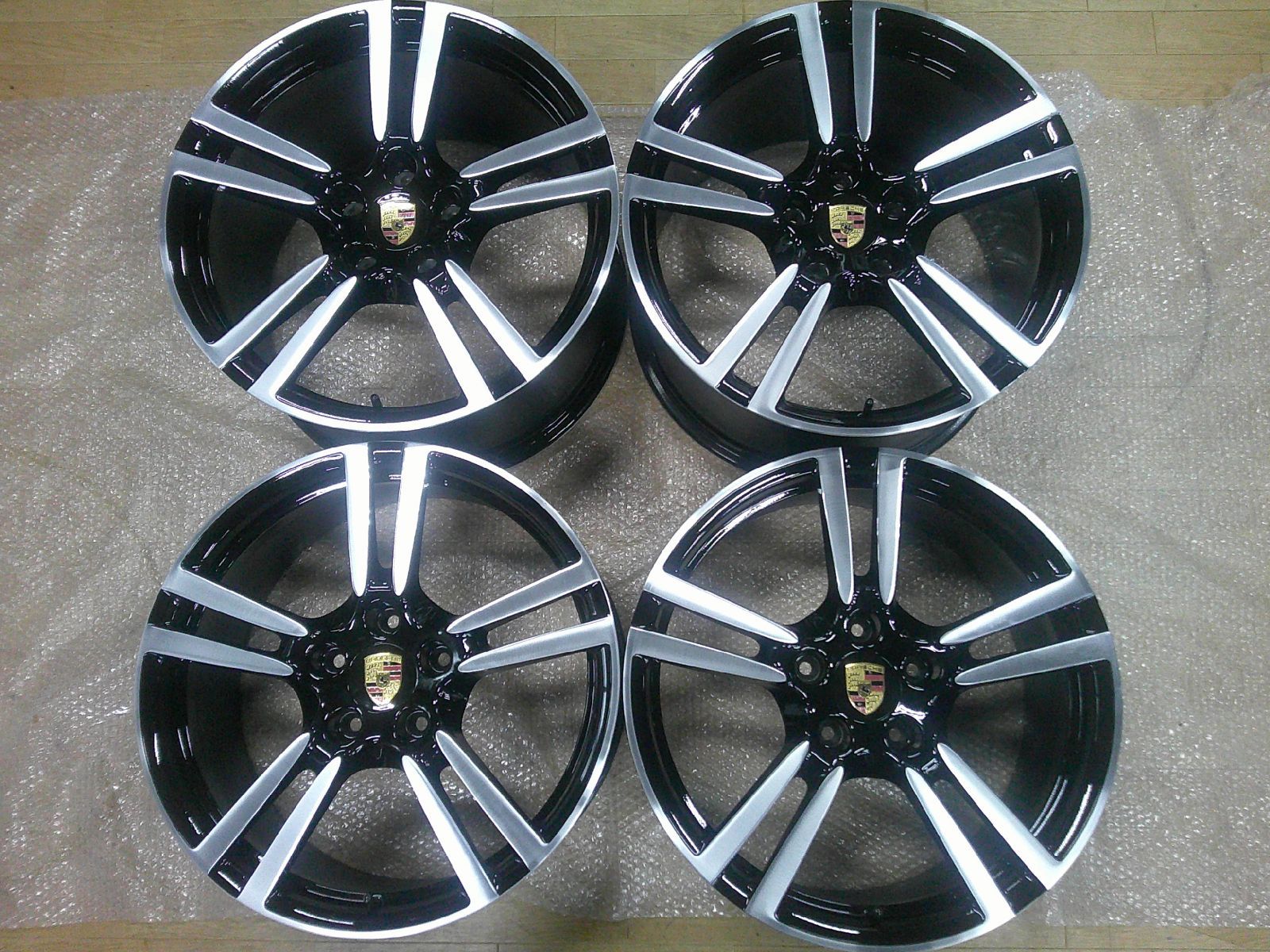 超 ポルシェ パナメーラ PORSCHE 純正 20インチ 9.5J＋65 PCD130 11J＋68 ブラポリ カイエン アウディフォルクスワーゲン 4本