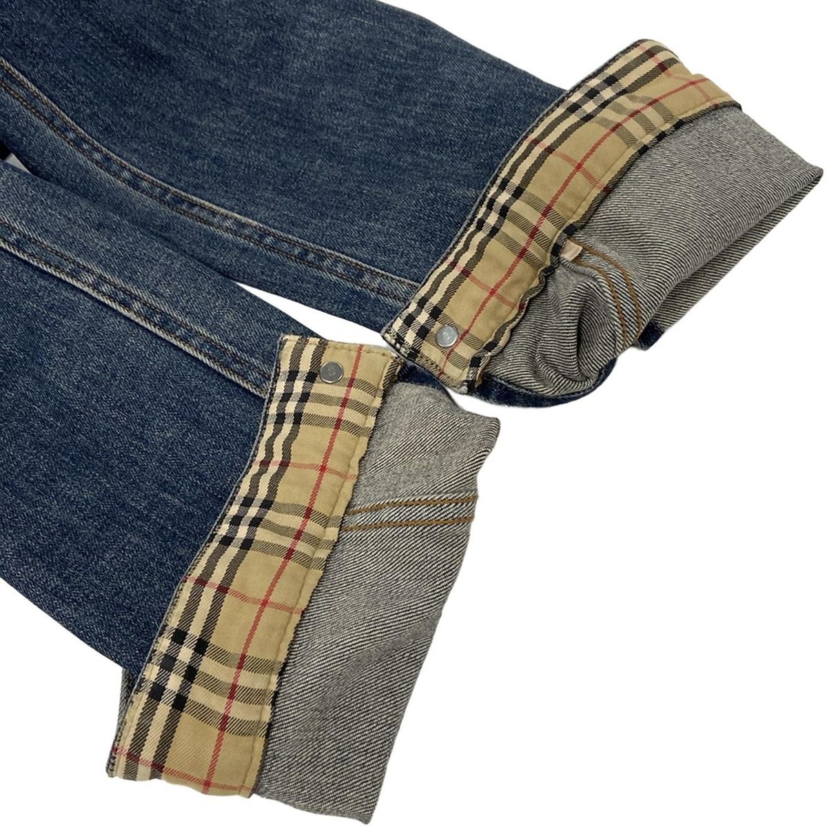 Label バーバリーブルーレーベル