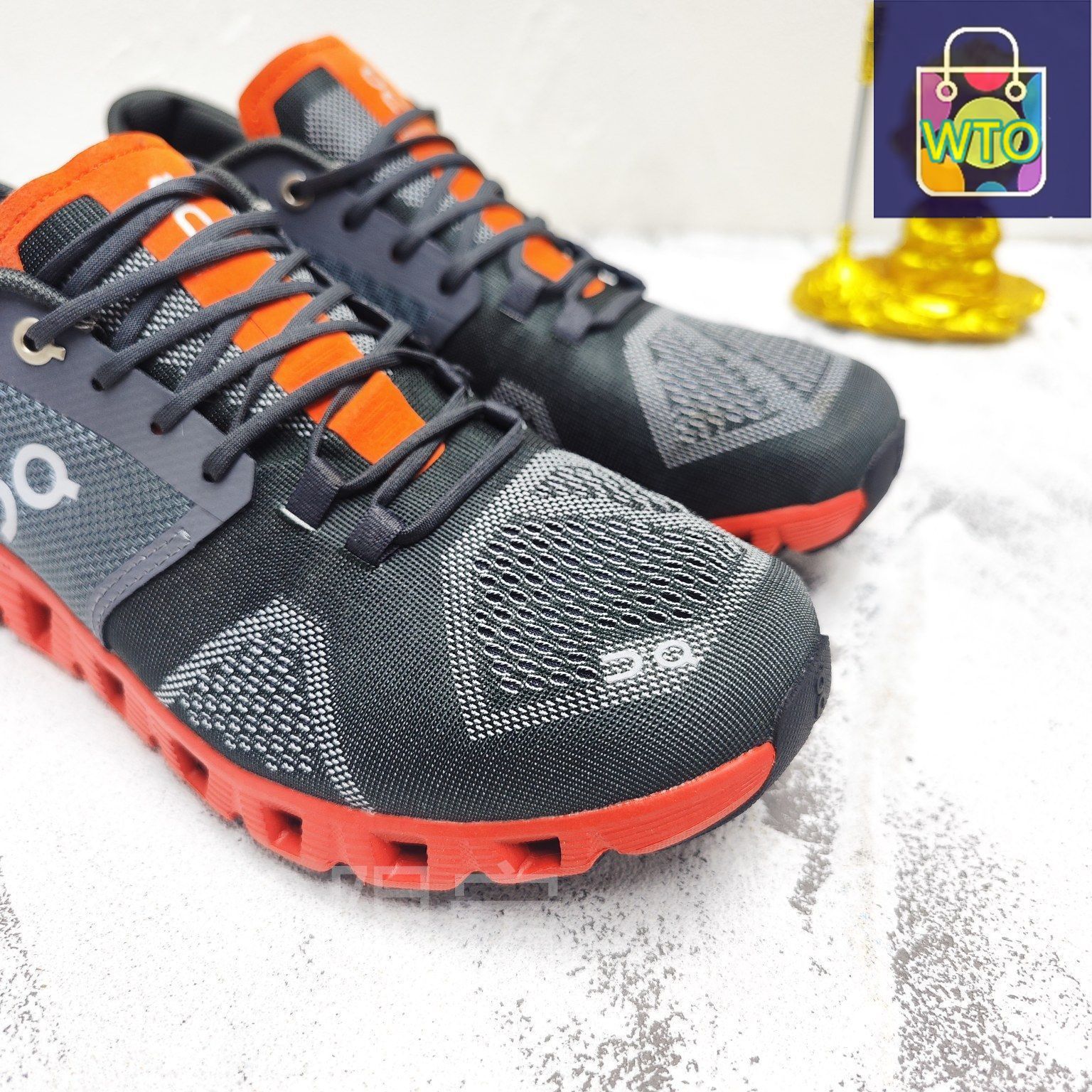 On Cloud X Sneakers オン クラウドX ジョギング スポーツ