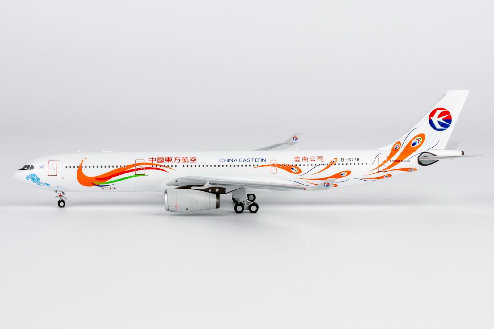 NGmodel 中国東方航空 A330-300 B-6128 1|400 62072