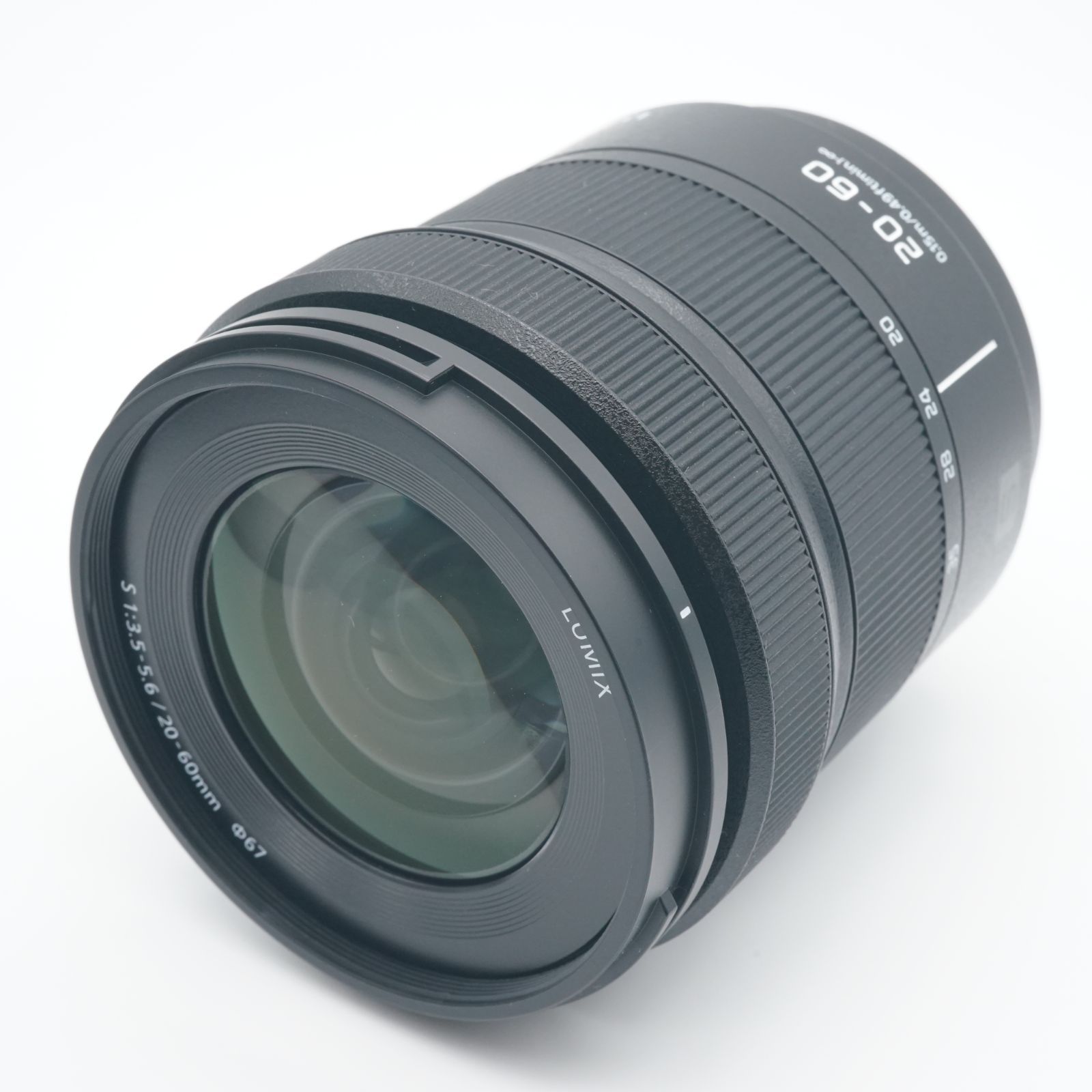 LUMIX S 20-60mm F3.5-5.6 S-R2060