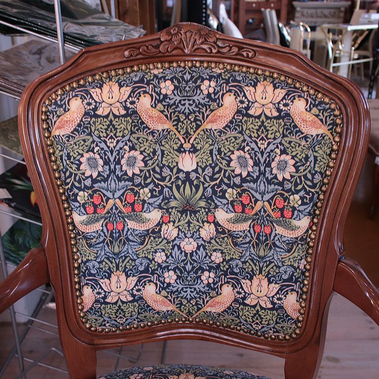 イタリア製アームチェア arm chair いちご泥棒 肘掛椅子 猫脚 イタリア製アームチェア arm chair いちご泥棒 肘掛椅子 猫脚