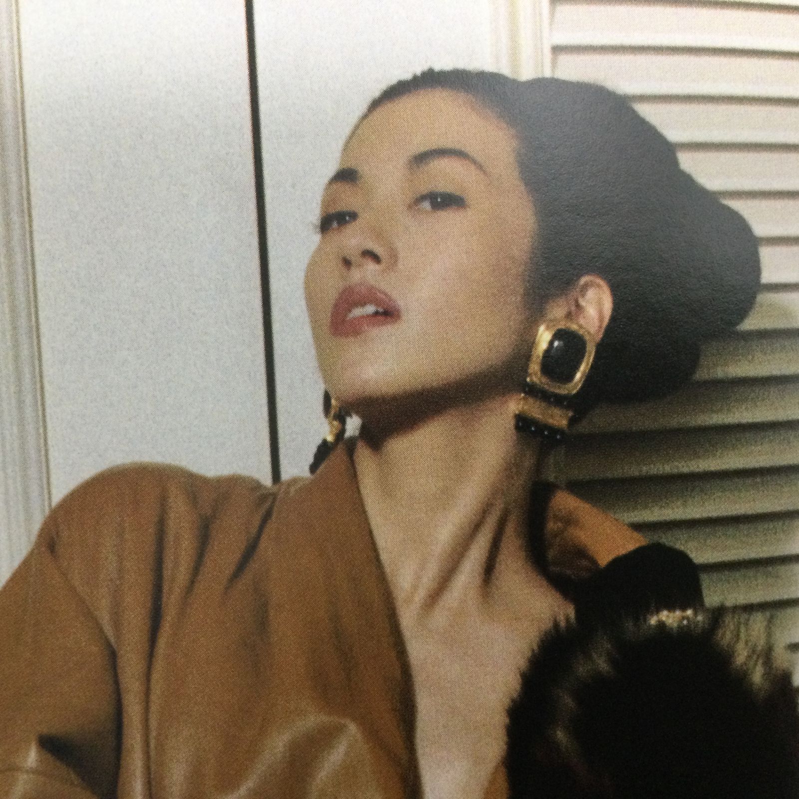 6344 【初版・直筆サイン入り】山咲千里 写真集 WHITE MOON